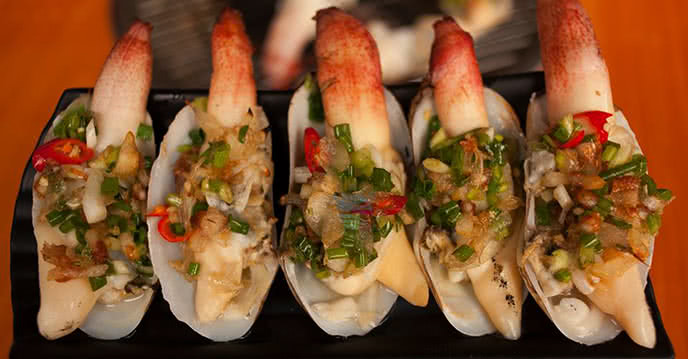 /uploads/images/hai-san-bien-quang-ninh.jpg