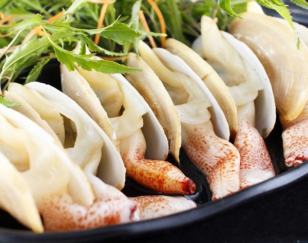 /uploads/images/tu-hai-dao-minh-chau-quan-lan-quang-ninh.jpg